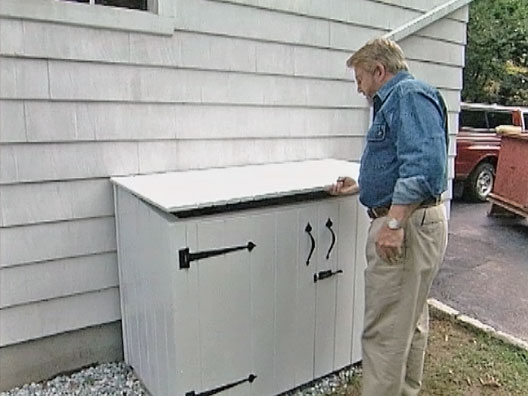 Make a Weather-Proof Outdoor Trash Enclosure - screenshot