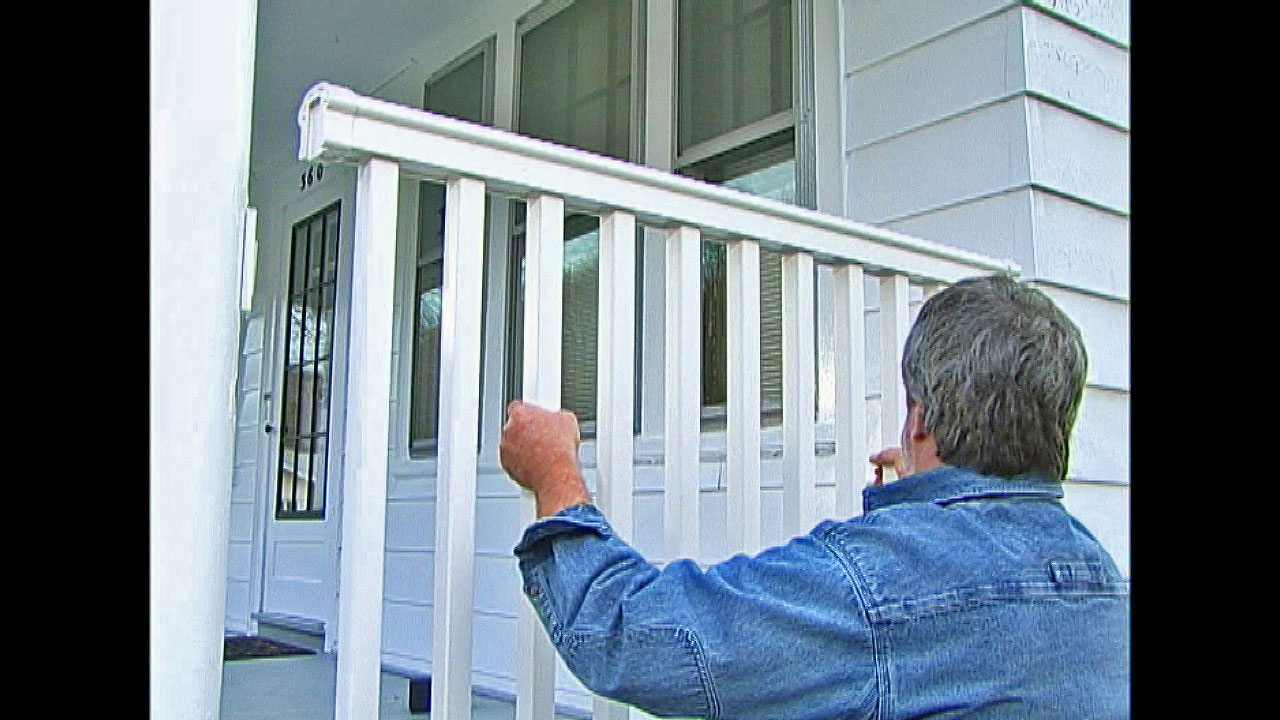 An Easy to Assemble Porch or Deck Railing That Will Never Rot or Need Paint - screenshot