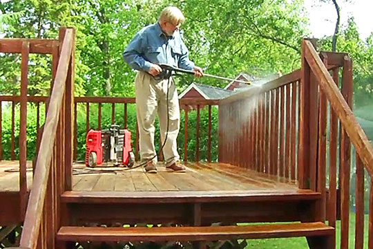 Clean, Brighten, Stain and Seal a Deck in a Day - screenshot