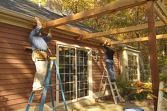 How to Build an Attached Pergola Yourself - screenshot